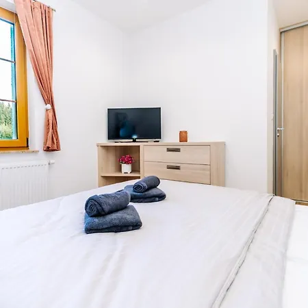 Apartment Hugo Blatna