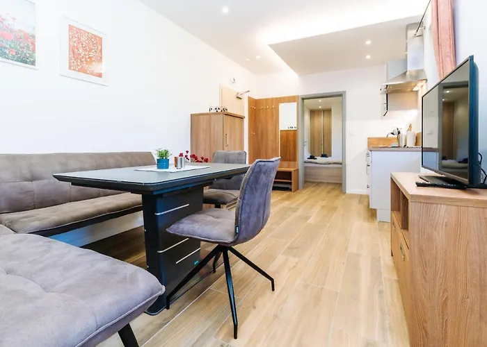 Hugo Blatna Apartment